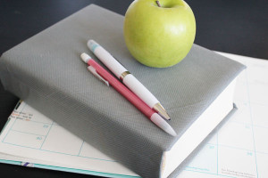 cover books with olyfun