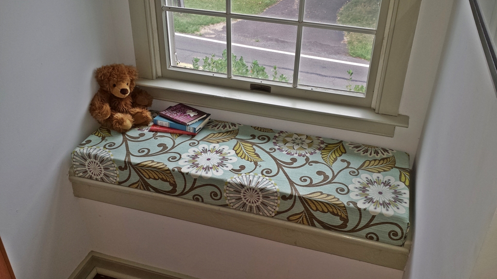 No Sew Window Seat Cushions Fairfield World Craft Projects