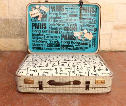 Suitcase Pet Bed