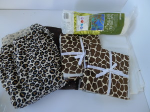 Animal Cuddle Pocket Pillow Quilt Tutorial