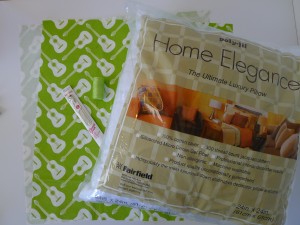 Simple Zipper Pillow 002