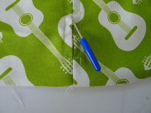 Simple Zipper Pillow 014