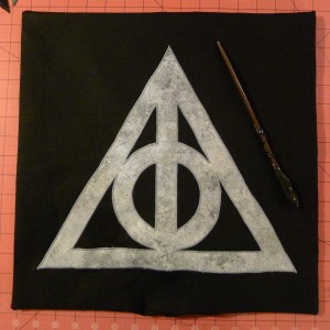 051 Harry Potter Deathly Hallows Pillow