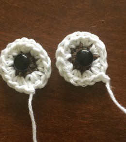 button eyes