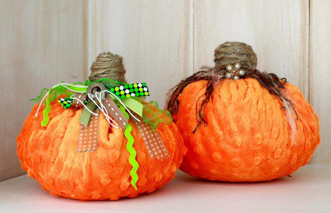 Cuddle pumpkin duo no sew- polyfil