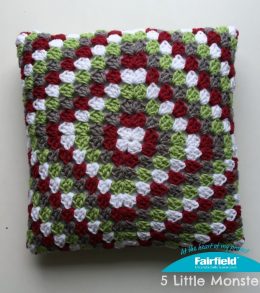 granny-square-pillow-2