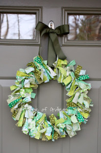 st-patricks-day-wreath-diy-198x300