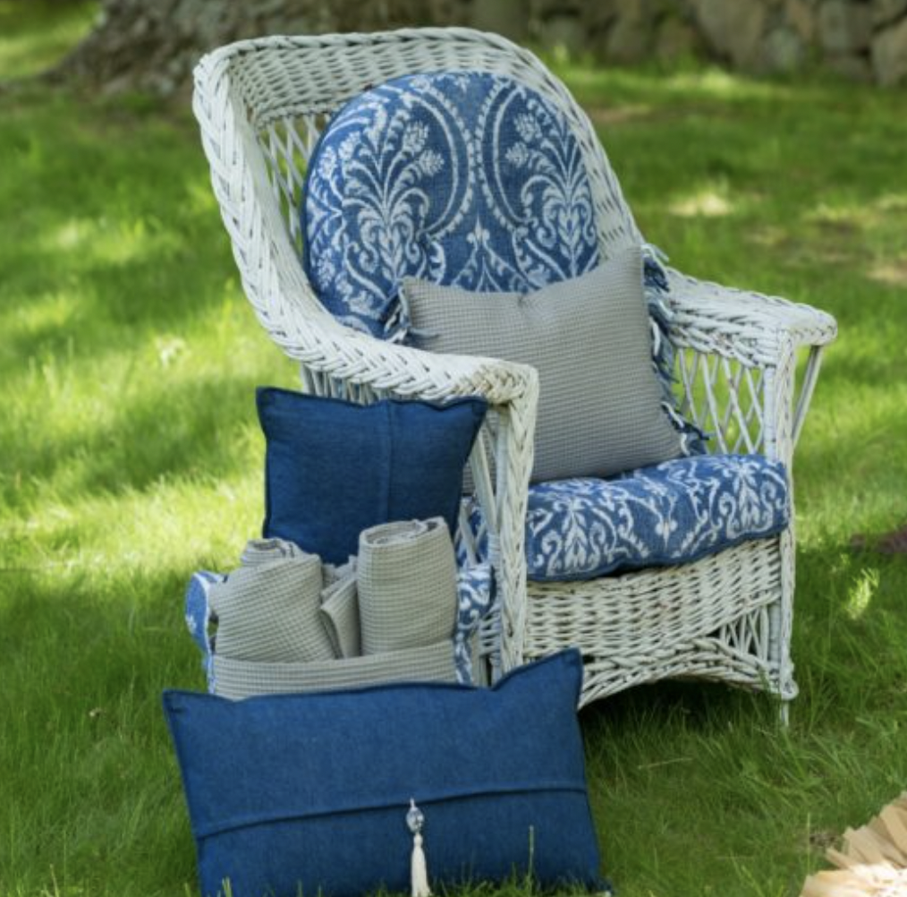 summer outdoor decor cushions