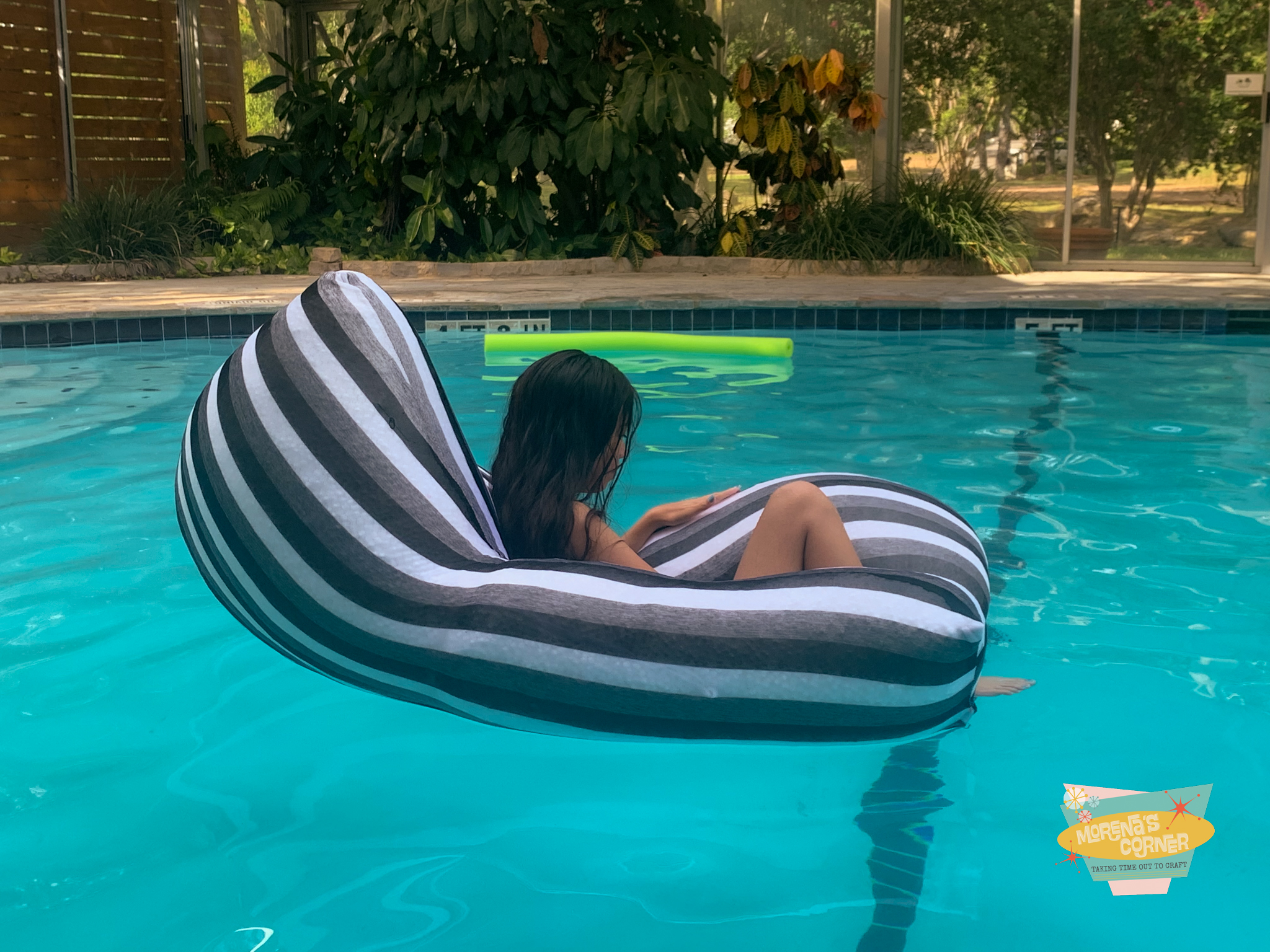 AquaBLAST - Underwater Punching Bag for the Pool