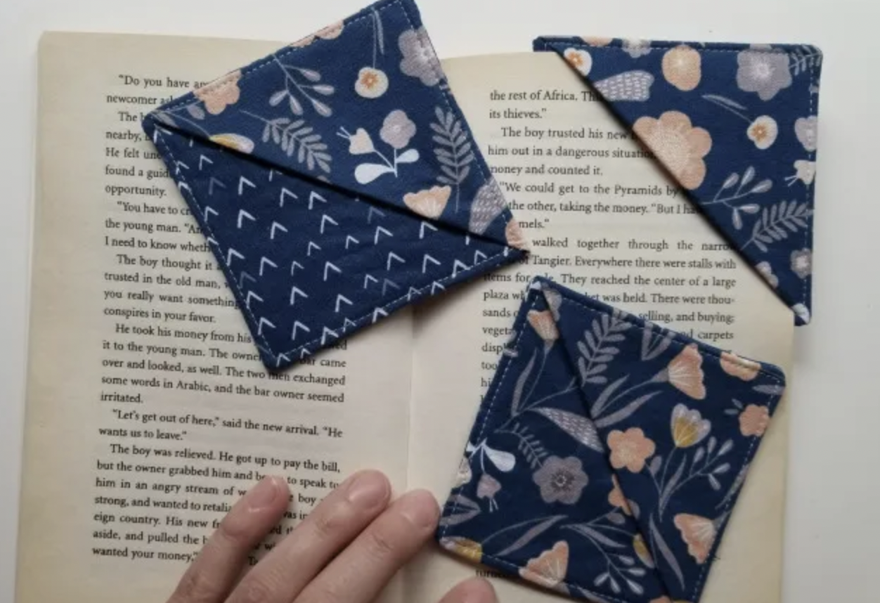 fabric corner bookmark