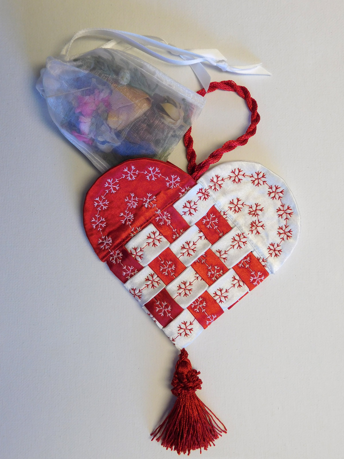 fabric scandinavian heart