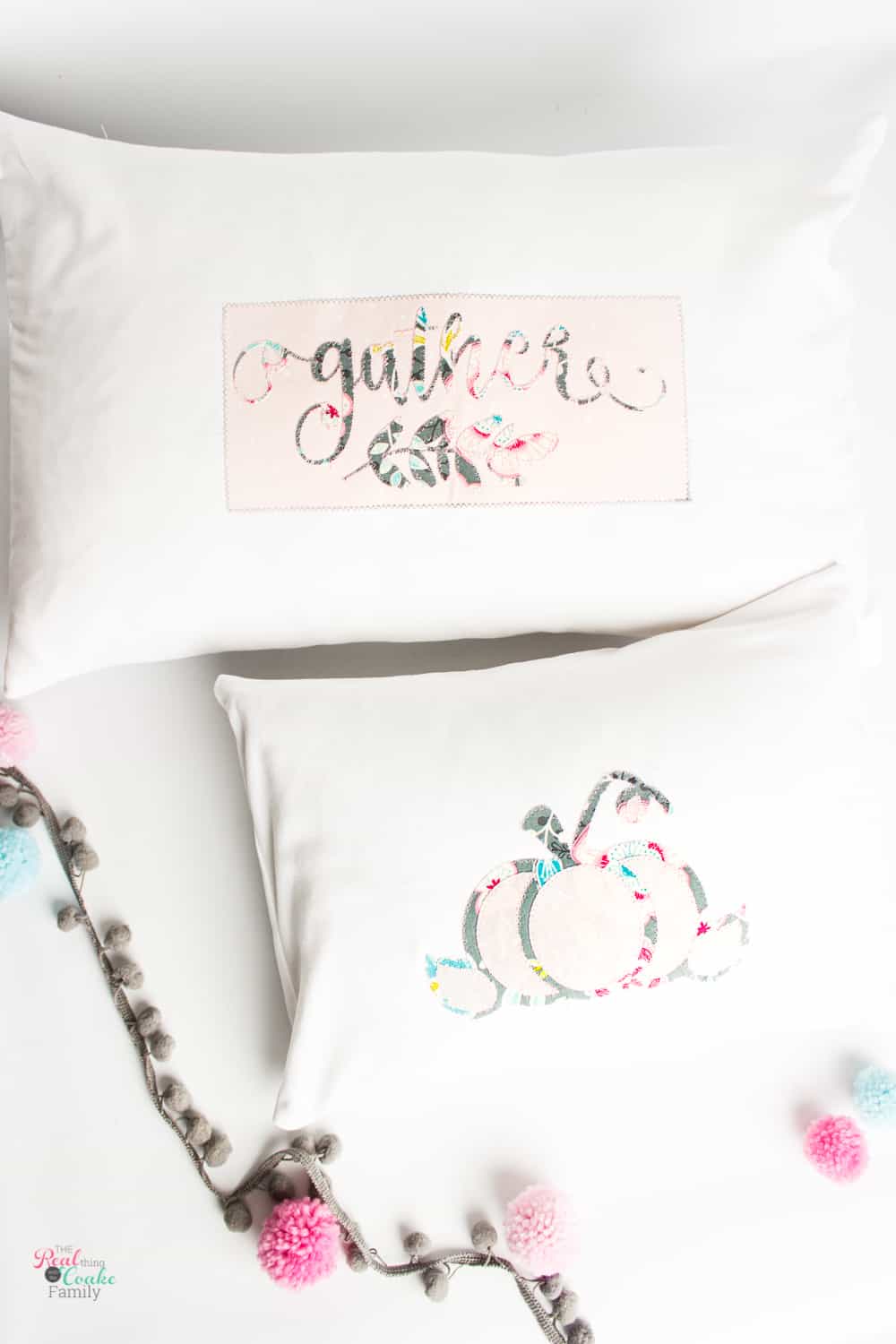 Last Minute Thanksgiving Decor DIY pillows