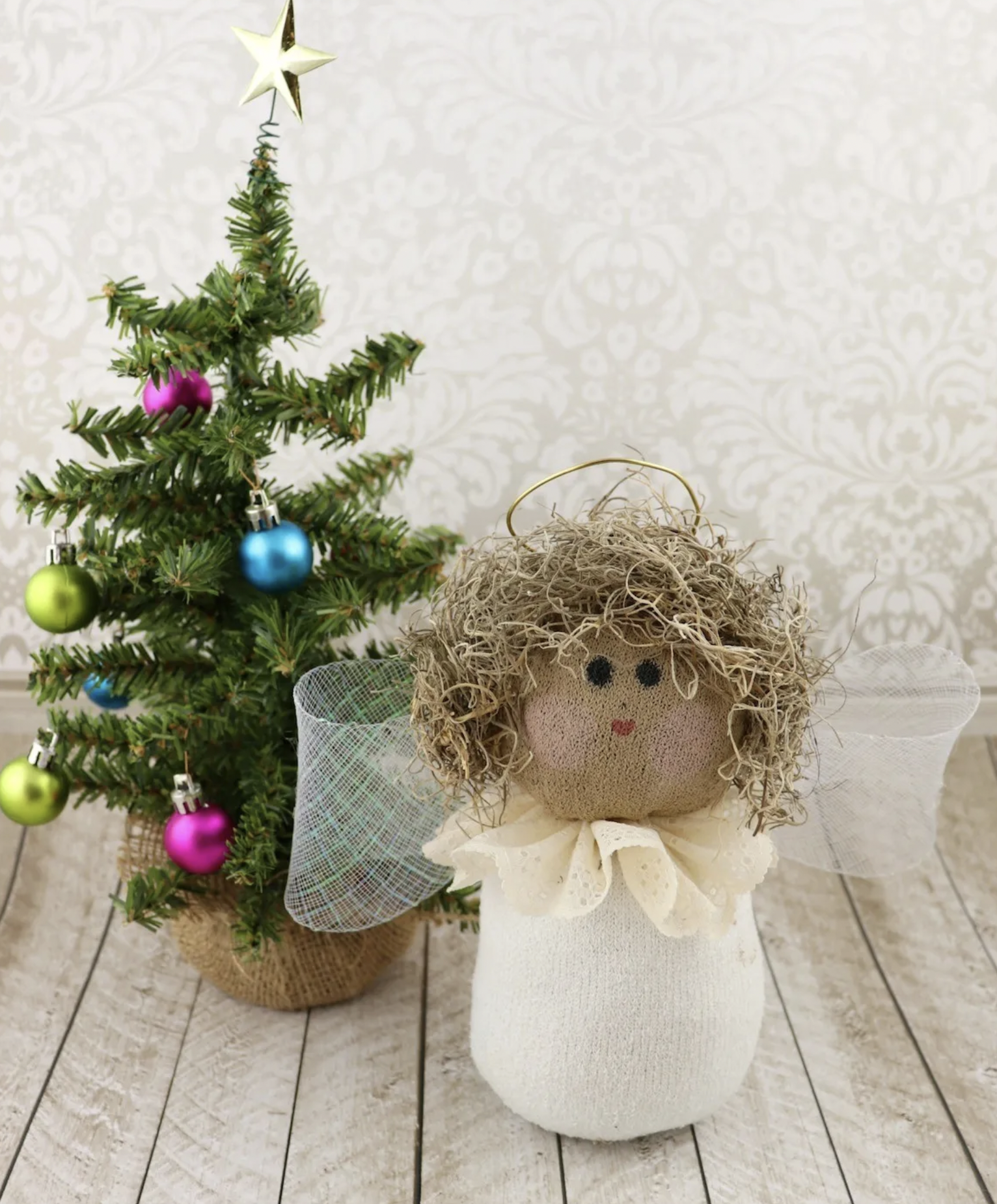 sock angel DIY kid's holiday crafts