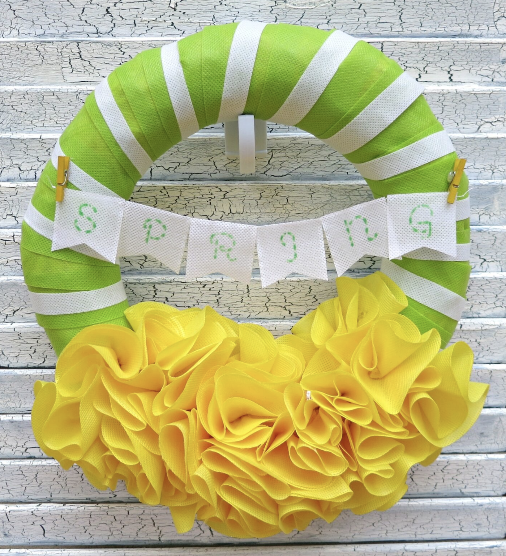 spring wreath Oly*Fun DIY