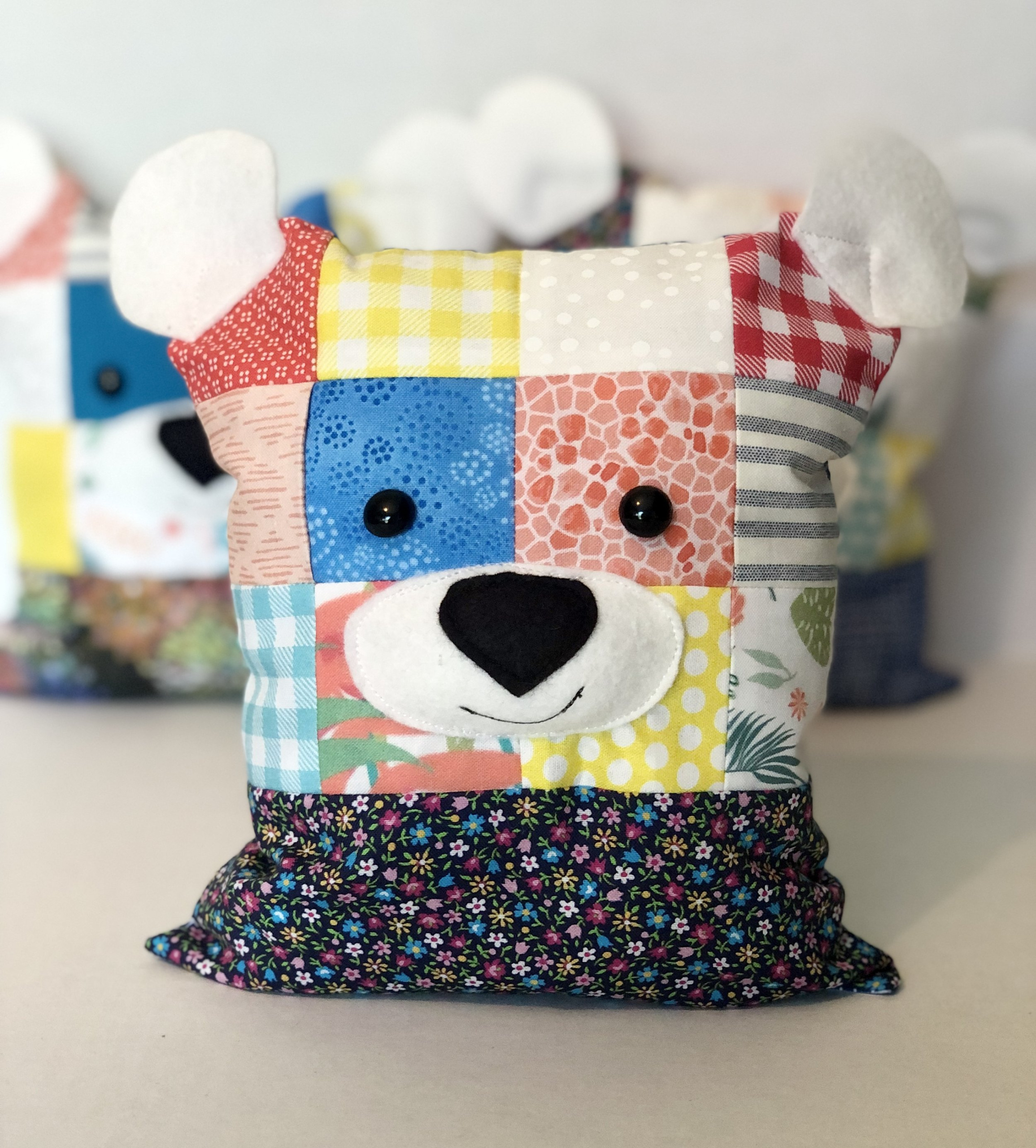 patchwork pillow pattern
